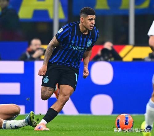 新疆男篮引,入新战术,双星闪耀引,金宝博188bet体育,金宝博188bet体育官网,金宝博188bet体育官方,金宝博188bet体育下载