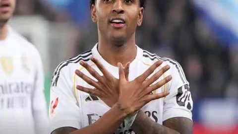 大乐透期号专家推荐：广岛三箭质合分析及前区十码预测